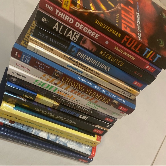Set of 15 Action Mystery Adventure YA Novels Bulk Lot Chapterbooks Teen Books - Picture 12 of 13